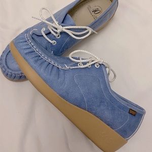 SAS blue Lattice loafer size 9.5 WW like-new